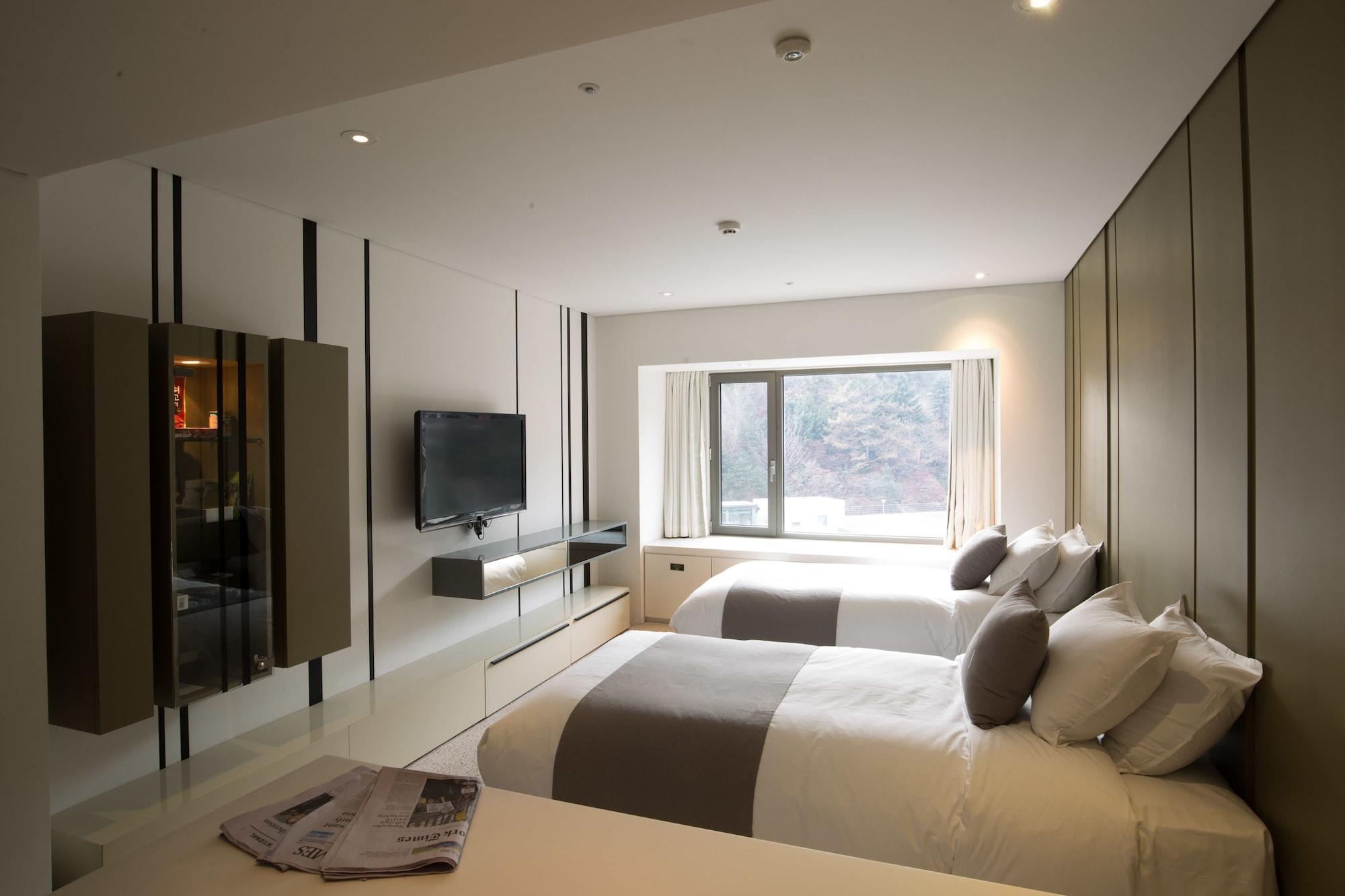 Hotel Grand Walkerhill 5*